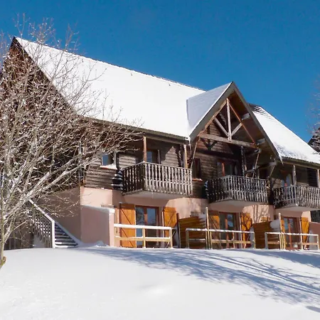 Apartment Le Bois De La Reine-4 By Interhome *