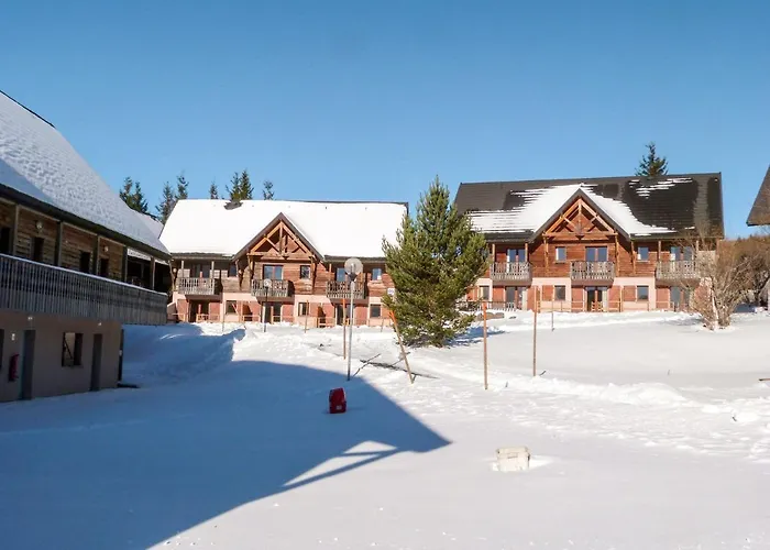 Апартаменты Le Bois De La Reine-4 By Interhome *